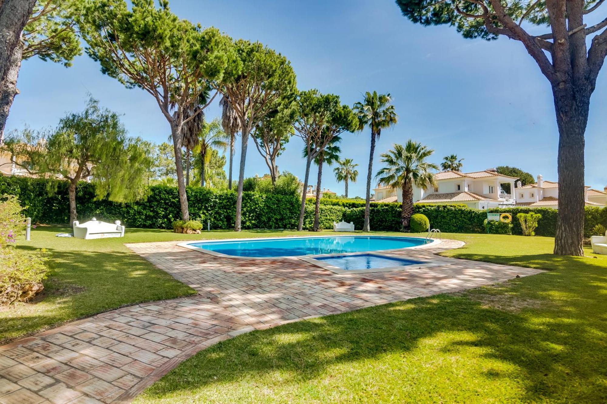 Villa Oliveiras De Vilamoura By The Portuguese Butler Quarteira Exterior foto